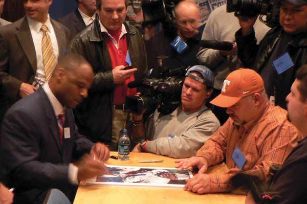 Warren Moon Autographed Picture - Run & Shoot 16x20 & More