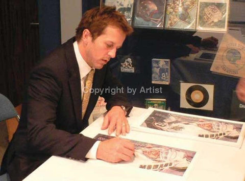 Mike Modano Autographed “The Show” Display